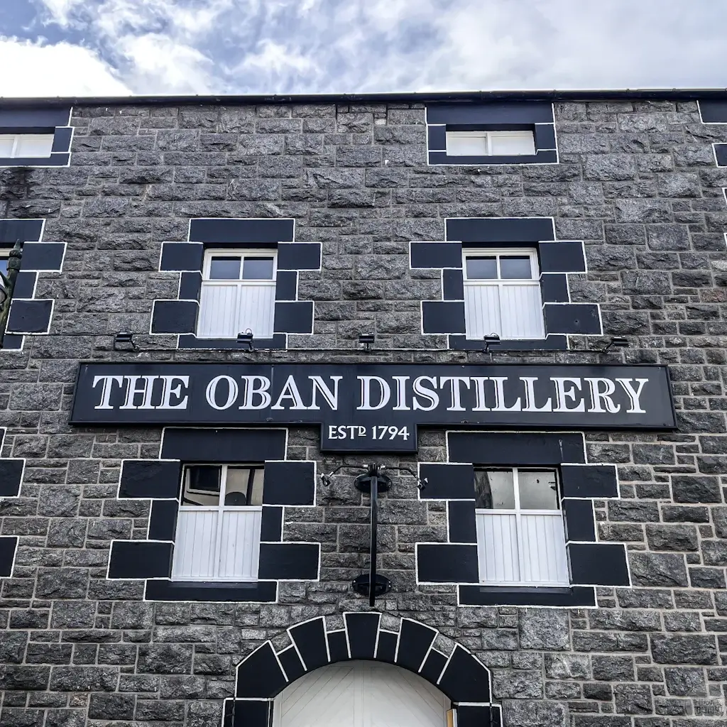 The facade of the Oban Distillery, established 1794